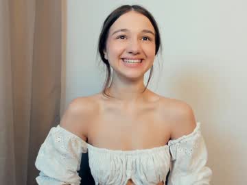 Lynnhalloway Chaturbate stream image from January 13, 2025