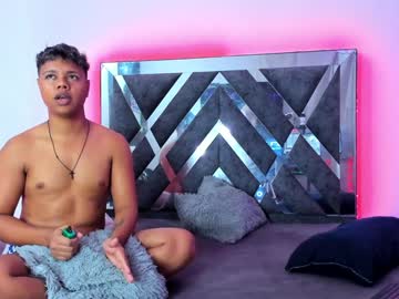 Robertmiller21 Chaturbate stream image from January 13, 2025
