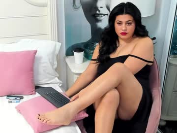 Heidixcute Chaturbate stream image from January 13, 2025