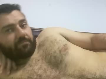 Latingrizzly Chaturbate stream image from January 13, 2025