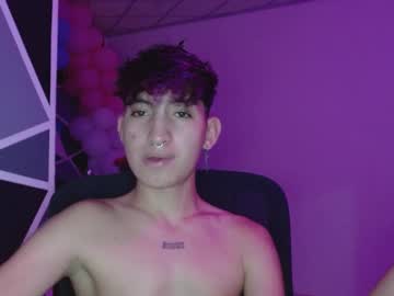 Littlextrem Chaturbate stream image from January 13, 2025