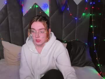 Lizzymeow stream image from January 13, 2025