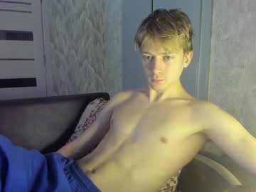 Milkiwy Chaturbate stream image from January 13, 2025
