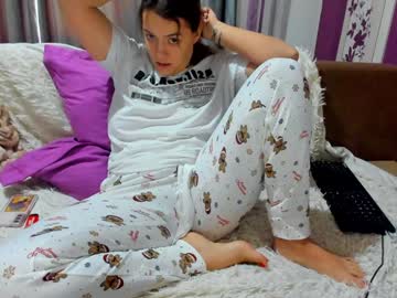 Dyanakaylin Chaturbate stream image from January 13, 2025