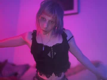 Pixie_Praxis Chaturbate stream image from January 13, 2025