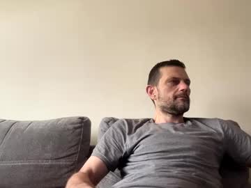 Defloy Chaturbate stream image from January 13, 2025