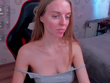 Jam_Cream Chaturbate stream image from January 13, 2025