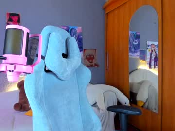 Lindi_Meow Chaturbate stream image from January 13, 2025