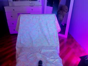 Sara_Leenn Chaturbate stream image from January 13, 2025