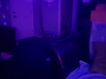2stroke82 Chaturbate stream image from January 13, 2025