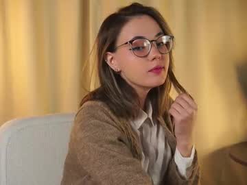 Antoniaedgeworth Chaturbate stream image from January 13, 2025