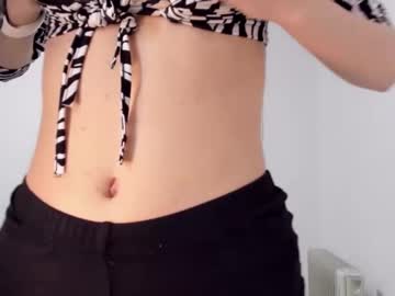 Dollcedolly Chaturbate stream image from January 13, 2025
