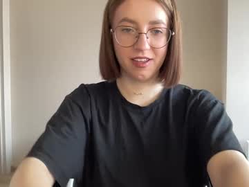Hot_Lliinns Chaturbate stream image from January 13, 2025