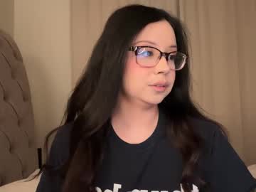 Kittymia8 Chaturbate stream image from January 13, 2025