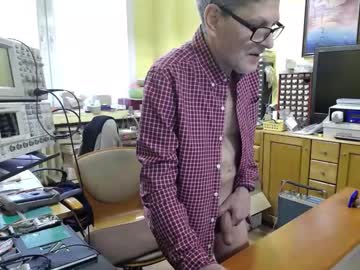 Korek24hot Chaturbate stream image from January 13, 2025