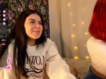 Lynnaskins Chaturbate stream image from January 13, 2025