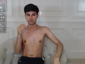 Matthew_Louis Chaturbate stream image from January 13, 2025