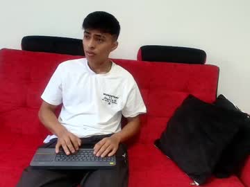 Max_Latin_ Chaturbate stream image from January 13, 2025