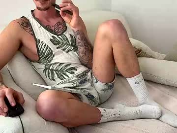 1psycho2boogie Chaturbate stream image from January 13, 2025