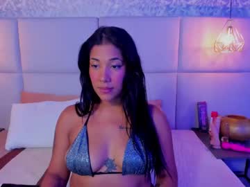 Chloee_James Chaturbate stream image from January 13, 2025
