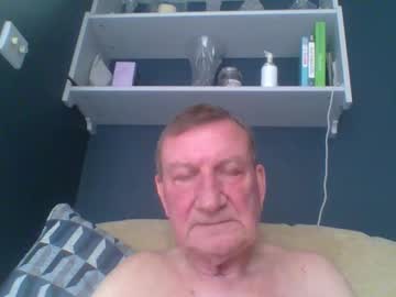 Colinbeech Chaturbate stream image from January 13, 2025