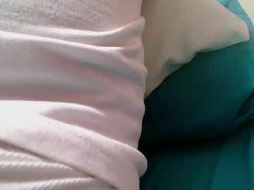 Hotzeadyy02 Chaturbate stream image from January 13, 2025