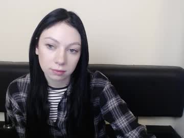 Adelladanger_ Chaturbate stream image from January 13, 2025
