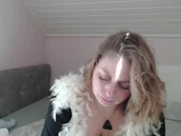 Andorphina Chaturbate stream image from January 13, 2025