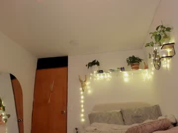 Connie_Deep Chaturbate stream image from January 13, 2025