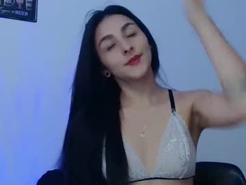 Alicee_Roos Chaturbate stream image from January 13, 2025