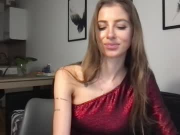 Charlotte_Roche Chaturbate stream image from January 13, 2025