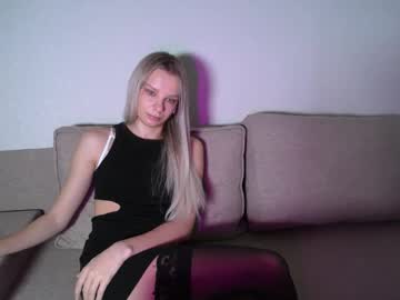 Doll_Marina Chaturbate stream image from January 13, 2025