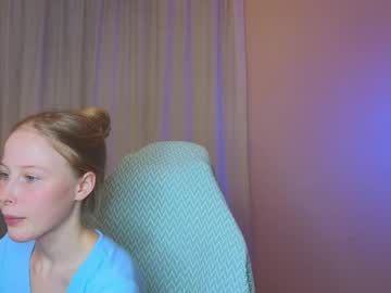Jenny_Angelok Chaturbate stream image from January 13, 2025