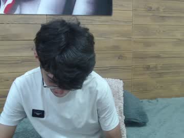 Jhoellx Chaturbate stream image from January 13, 2025