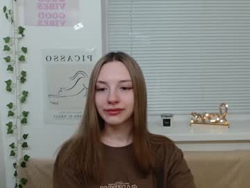 Adele0_0 Chaturbate stream image from January 13, 2025