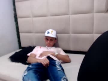 Dark_Hr Chaturbate stream image from January 13, 2025