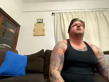 Happilymarr1ed Chaturbate stream image from January 13, 2025