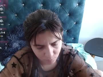 Isa_Loverst Chaturbate stream image from January 13, 2025