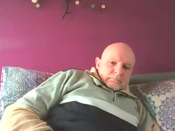 Reddw1 Chaturbate stream image from January 13, 2025