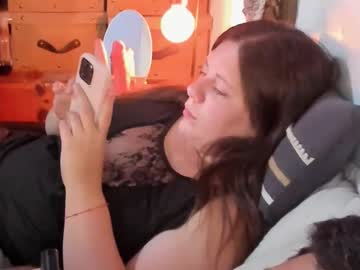 2littlefox Chaturbate stream image from January 13, 2025
