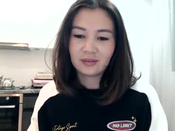 Bmw_Lovee Chaturbate stream image from January 13, 2025