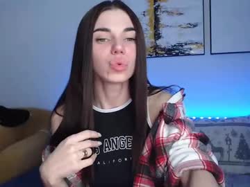 Evaxxlove Chaturbate stream image from January 13, 2025