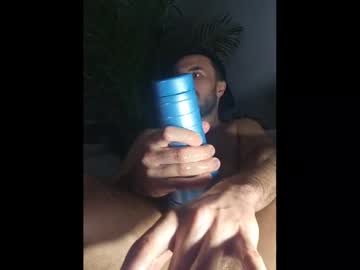 Mister806249 Chaturbate stream image from January 13, 2025