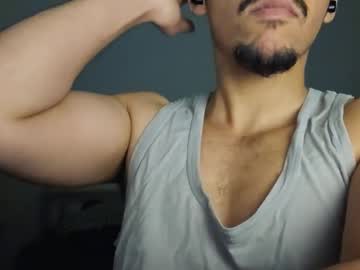 Gentarabuk Chaturbate stream image from January 13, 2025