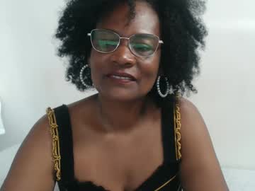 Roushlove Chaturbate stream image from January 13, 2025