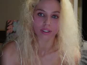 Allissonhotbb Chaturbate stream image from January 13, 2025