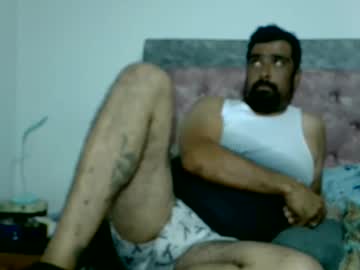 Batery82 Chaturbate stream image from January 13, 2025