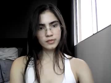 Bra_Babi Chaturbate stream image from January 13, 2025