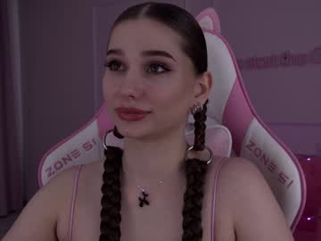 Dianabecker Chaturbate stream image from January 13, 2025