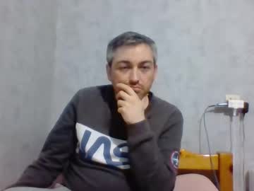 Maximefrxx Chaturbate stream image from January 13, 2025